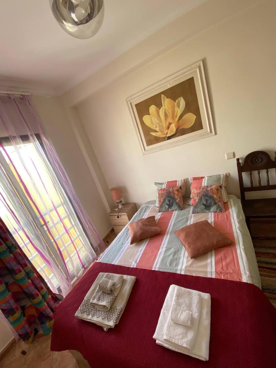 Guesthouse Milagre Centro Faro Bagian luar foto