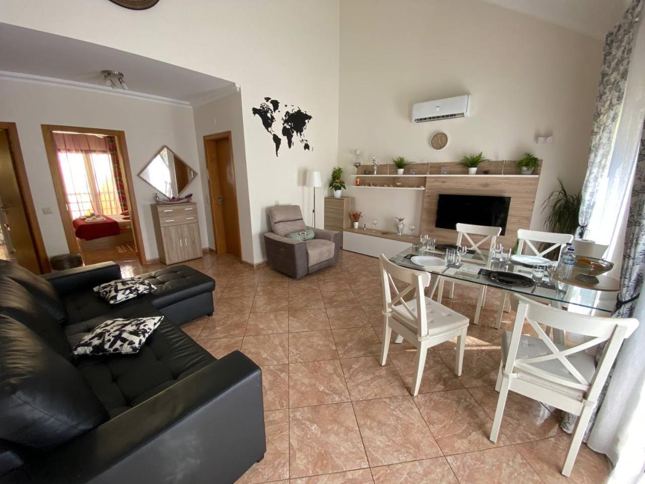Guesthouse Milagre Centro Faro Bagian luar foto